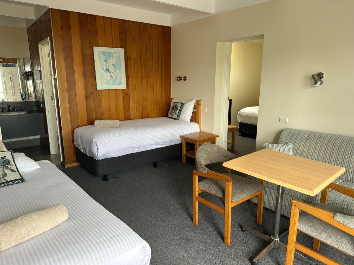 Banjo Paterson Motor Inn Lakes Entrance Buitenkant foto