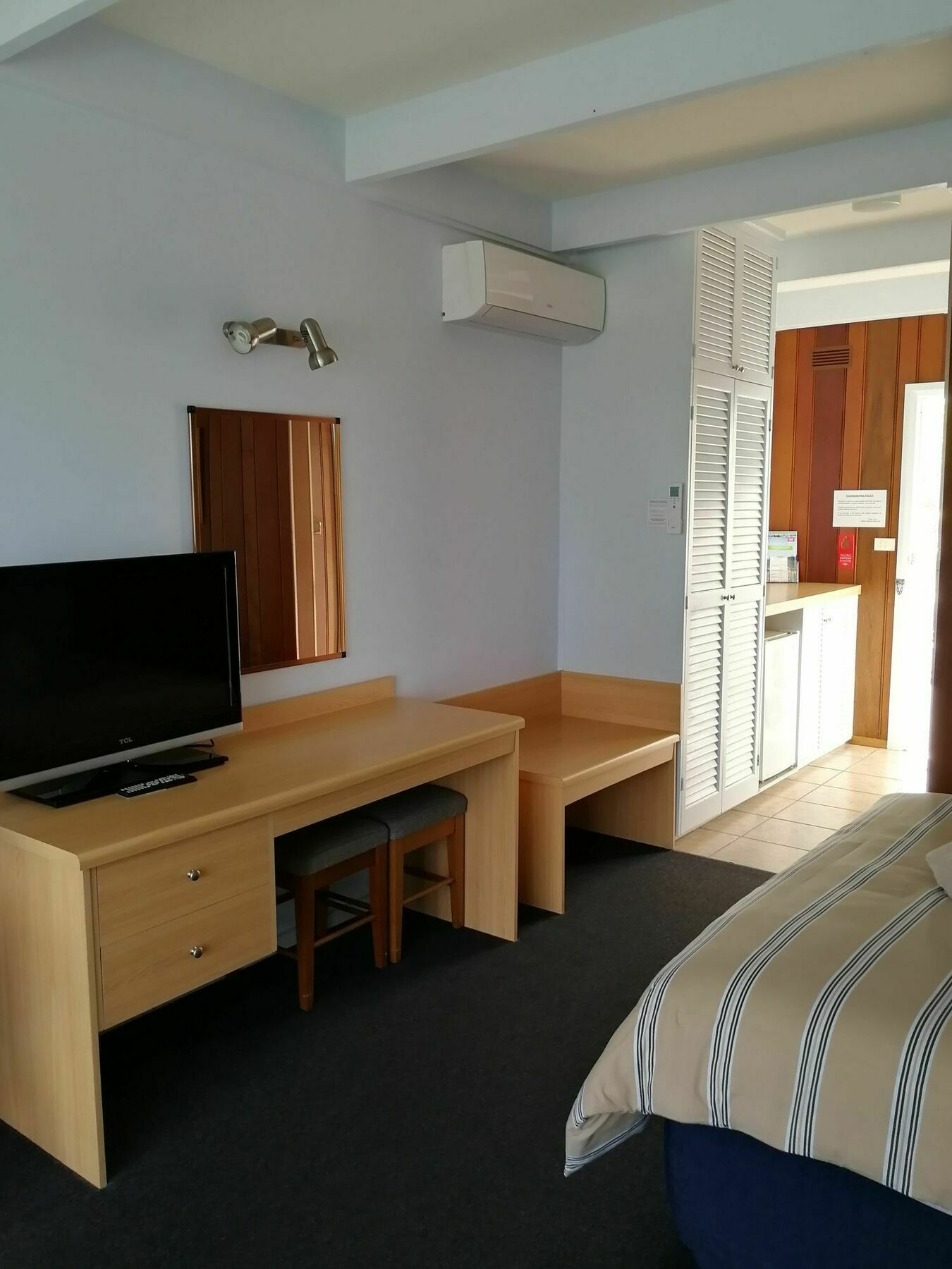 Banjo Paterson Motor Inn Lakes Entrance Buitenkant foto